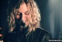 Idol Headlines: April 12, 2012