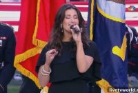 Watch Idina Menzel Sing the National Anthem at Super Bowl 2015