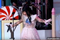 The Voice S11 Battles Taped: Melanie Martinez & Siobhan Magnus