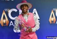 Jimmie Allen Criticizes Doctors After Daughter Stopped Breathing