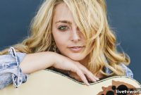 American Idol’s HunterGirl Previews New Single Lonely Outta You