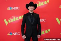 Nick Cannon Replaces Jamie Foxx; Bryce Leatherwood Joins Yoakam