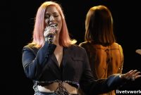 Cassadee Pope: Brittany Backlash, Voice Producer’s Odd Request
