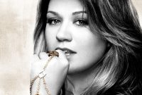 Kelly Clarkson Stronger Album Cover Revealed, New Release Date