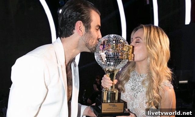 Nyle DiMarco and Peta Murgatroyd